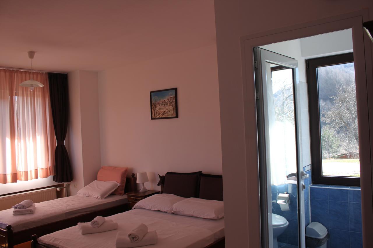 Guest House Daskalov Chervena Lokva Exterior photo