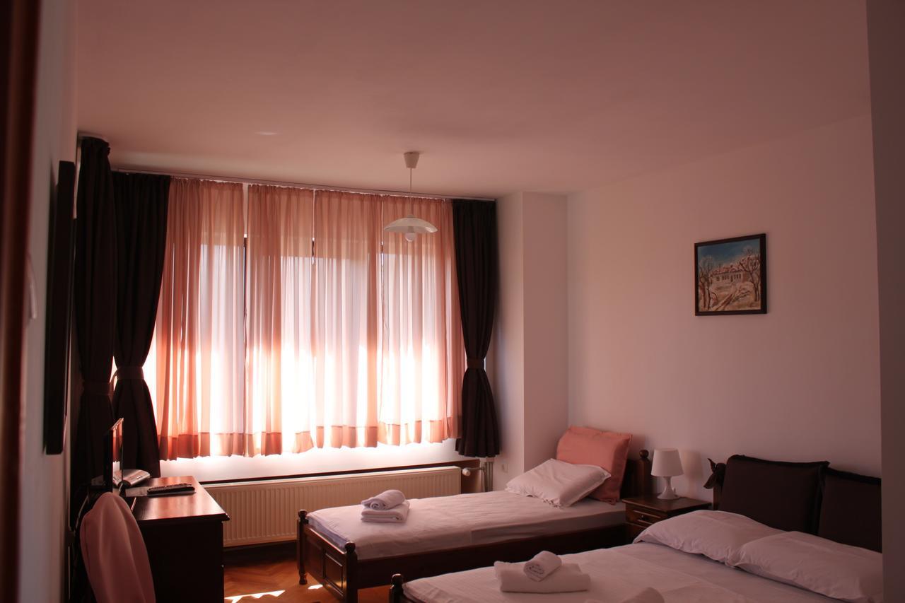 Guest House Daskalov Chervena Lokva Exterior photo